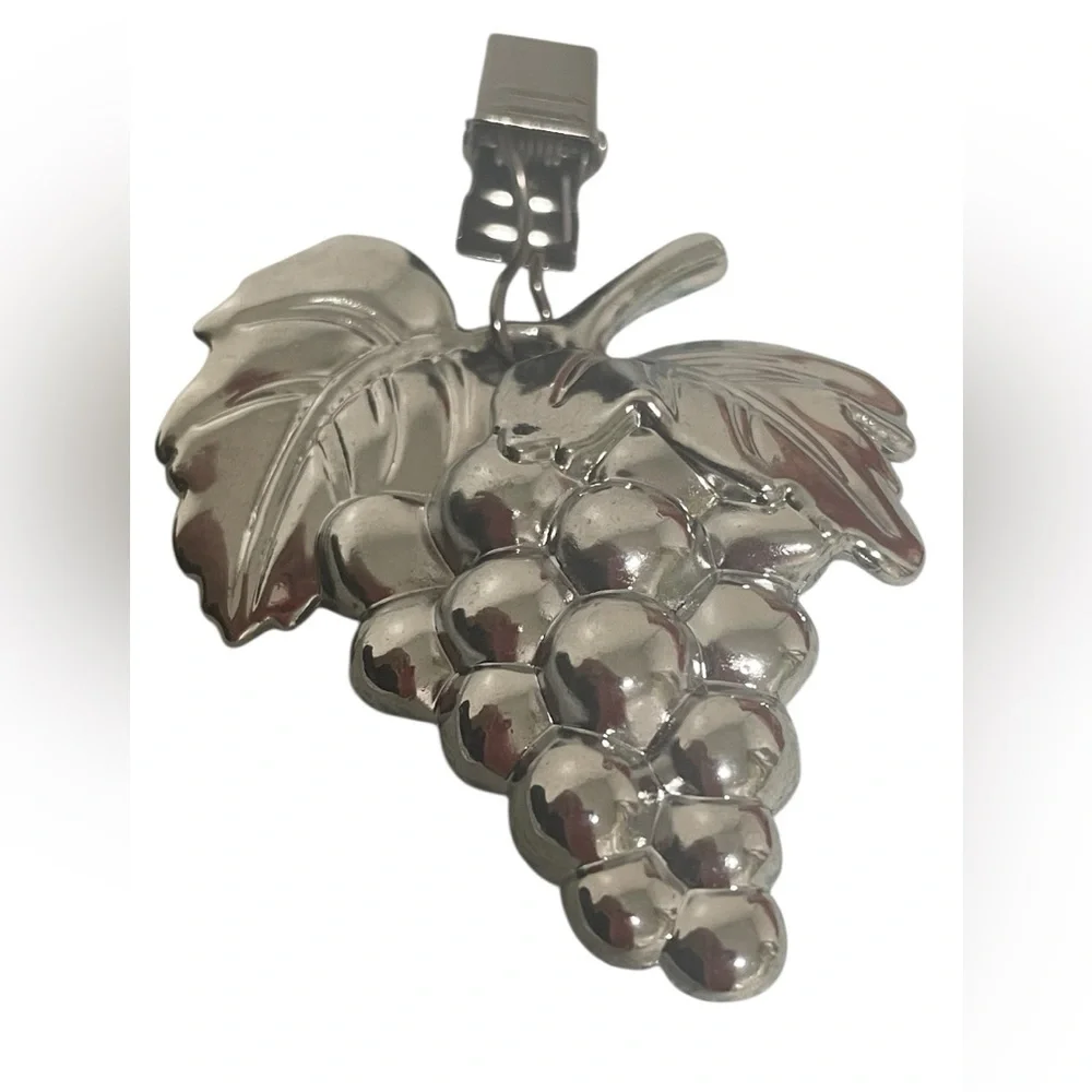 Metal Tablecloth Weights Grapes Fruit Solid Heavy Silver Color Set of 4